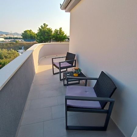 Apartmant Sea Sukosan Bagian luar foto