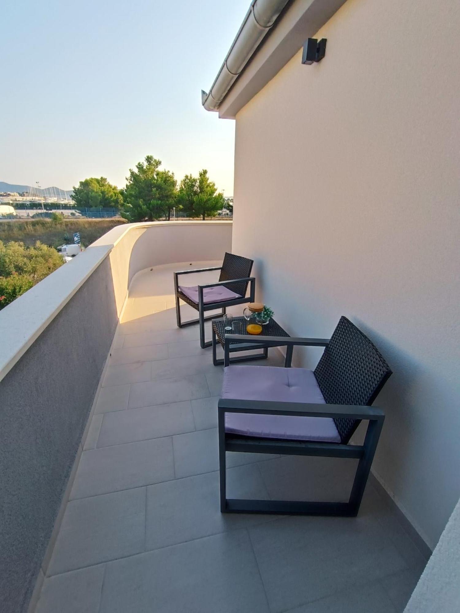Apartmant Sea Sukosan Bagian luar foto